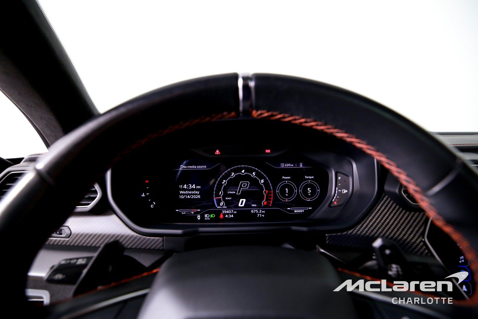 Used 2022 Lamborghini Urus AWD/4WD image 13
