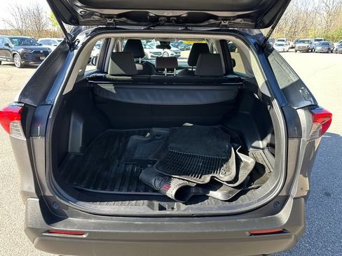 Certified 2022 Toyota RAV4 LE AWD/4WD image 15