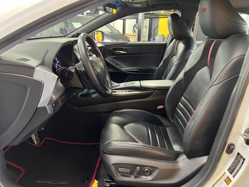 Used 2020 Toyota Avalon TRD image 14