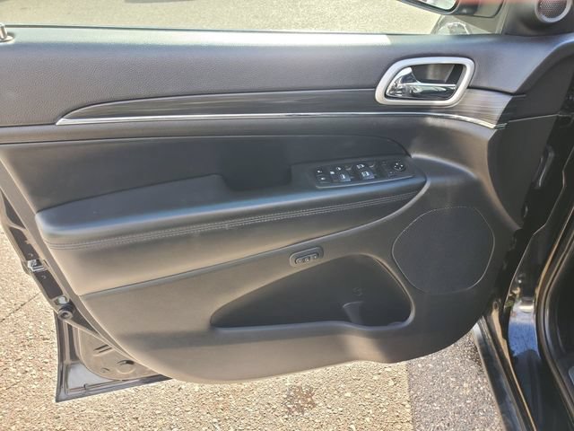Used 2021 Jeep Grand Cherokee Limited AWD/4WD image 10
