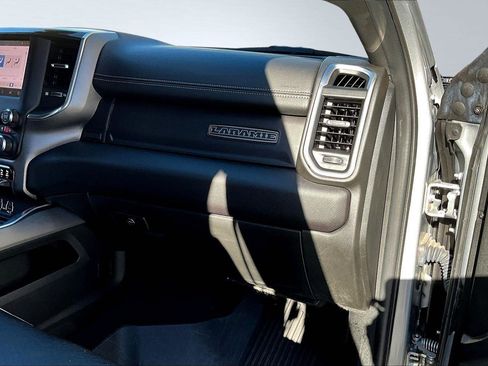 Certified 2022 RAM 2500 Laramie w/ Night Edition image 17