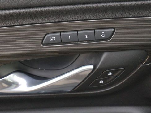 Used 2020 GMC Terrain SLT w/ Preferred Package image 14