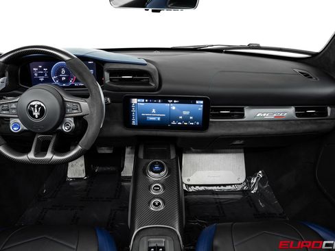 Used 2023 Maserati MC20 Spyder RWD image 34