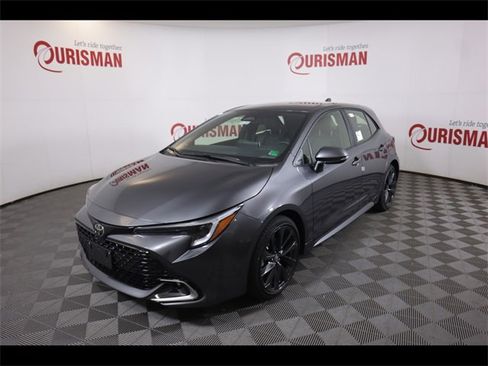 Used 2025 Toyota Corolla XSE image 3