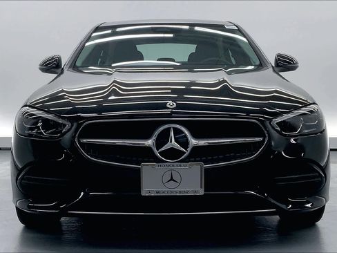 Used 2023 Mercedes-Benz C 300 Sedan image 3
