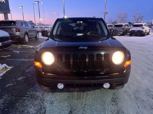 Used 2015 Jeep Patriot Latitude image 29