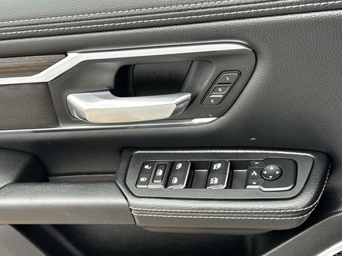 Used 2025 RAM 1500 Laramie w/ Sport Appearance Package image 28