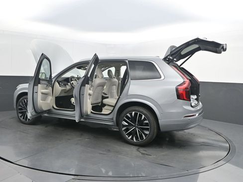 New 2026 Volvo XC90 B6 Ultra w/ Protection Package AWD/4WD image 40
