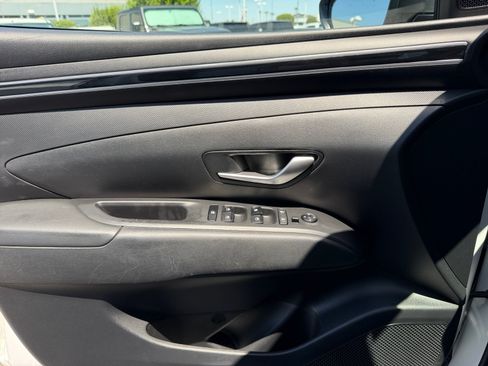 Used 2022 Hyundai Tucson SE FWD image 13