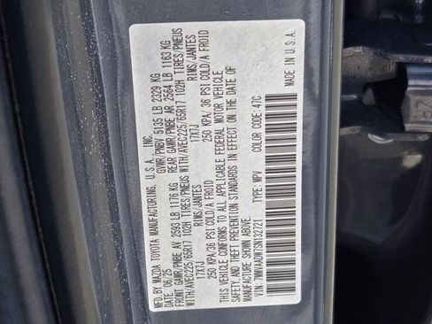 Used 2025 MAZDA CX-50 AWD 2.5 Hybrid w/ Premium Pkg image 32