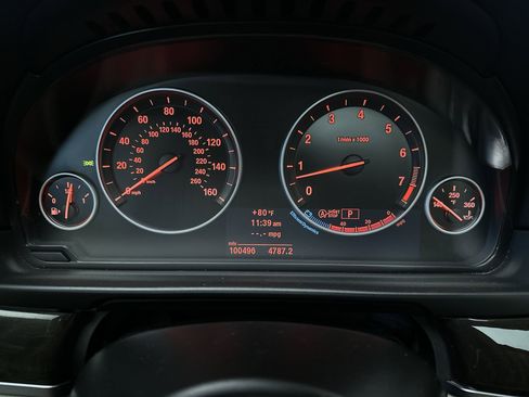 Used 2013 BMW 535i xDrive Sedan AWD/4WD image 17