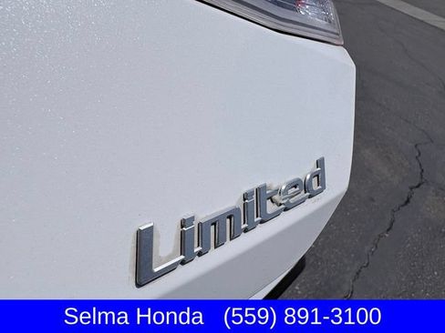 Used 2024 Hyundai Elantra Limited FWD image 25
