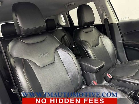 Used 2018 Jeep Compass Limited AWD/4WD image 20