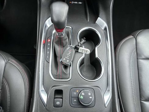 Certified 2023 Chevrolet Traverse RS image 15