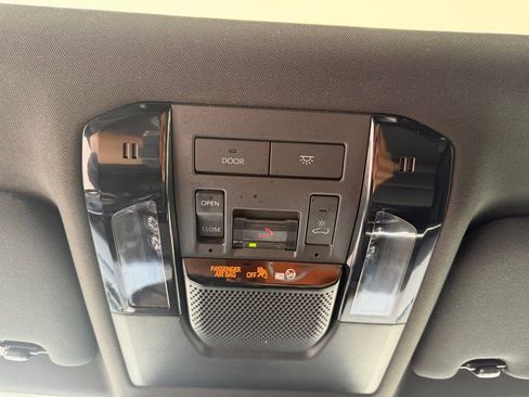 Used 2024 Lexus GX 550 w/ Cold Area Package image 28