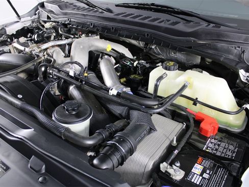 Used 2024 Ford F250 Lariat image 16