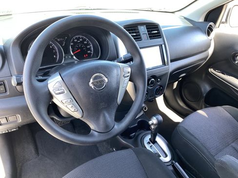 Used 2018 Nissan Versa SV FWD image 17