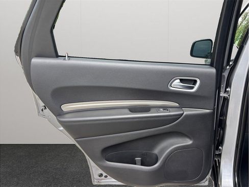 Used 2020 Dodge Durango SXT w/ 3rd Row Seating Group AWD/4WD image 29