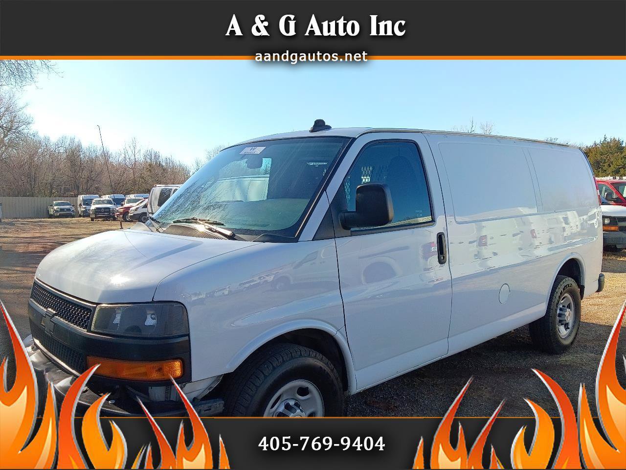 Used 2019 Chevrolet Express 2500 w/ Driver Convenience Package RWD image 1