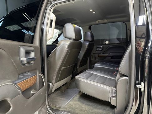 Used 2018 GMC Sierra 3500 Denali w/ Duramax Plus Package image 35