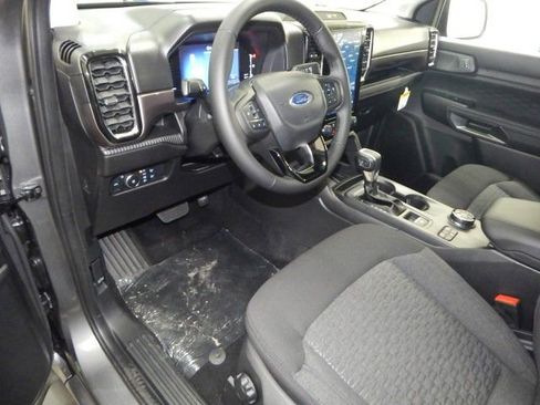 New 2025 Ford Ranger XLT w/ Black Appearance Package image 15