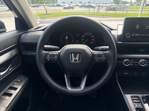 Certified 2025 Honda CR-V LX image 21