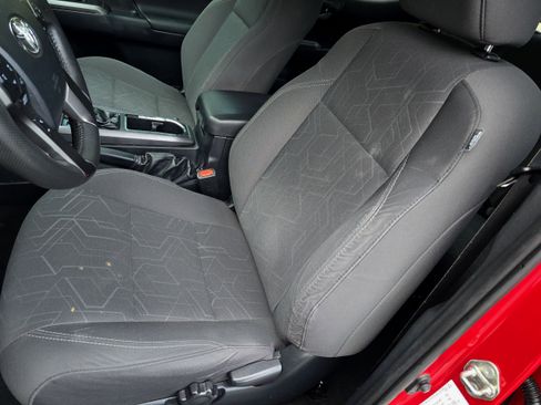 Used 2016 Toyota Tacoma TRD Sport w/ Towing Package image 43