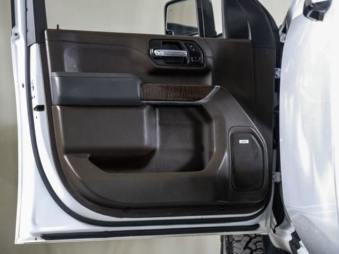 Used 2022 GMC Sierra 2500 Denali w/ Denali Ultimate Package image 33