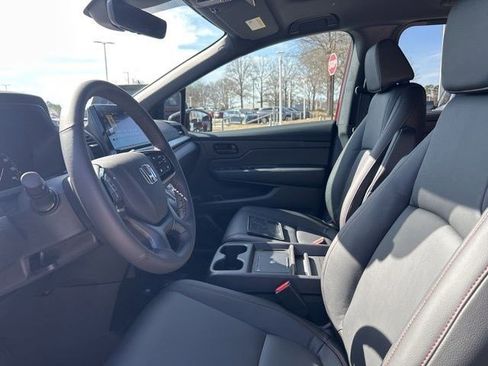 Used 2026 Honda Odyssey Sport-L image 11