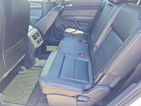 Certified 2023 Volkswagen Atlas SEL AWD/4WD image 35