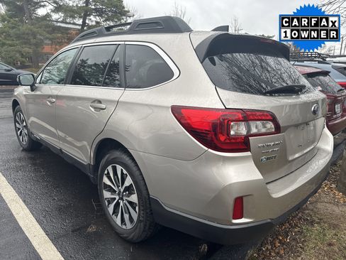 Used 2016 Subaru Outback 3.6R Limited image 3