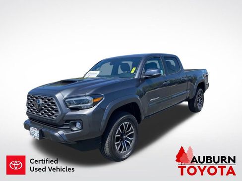 Certified 2023 Toyota Tacoma TRD Sport w/ TRD Premium Sport Package AWD/4WD image 4