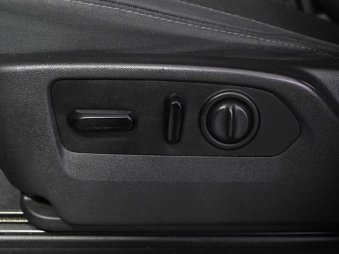 Used 2020 Chevrolet Silverado 1500 LT w/ All-Star Edition AWD/4WD image 14