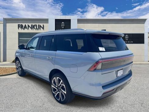 New 2026 Lincoln Navigator Reserve AWD/4WD image 5
