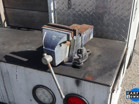 Used 2018 Ford F550 2WD Crew Cab Super Duty image 43