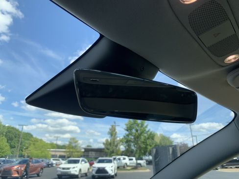 Used 2018 Tesla Model 3 Mid Range RWD image 27