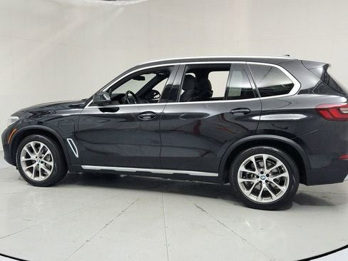 Used 2021 BMW X5 xDrive45e w/ Premium Package image 3
