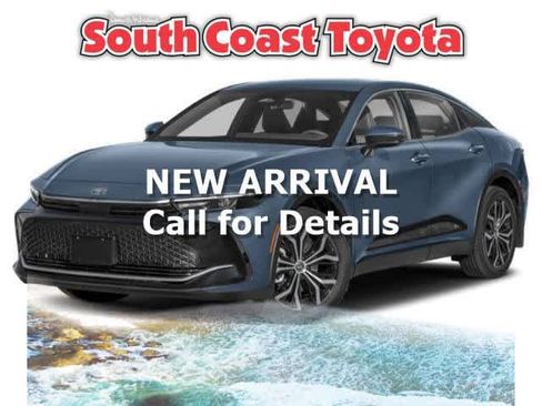 Used 2025 Toyota Crown AWD/4WD image 1