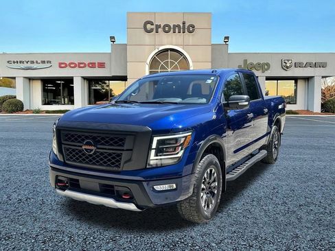 Used 2021 Nissan Titan PRO-4X w/ Pro-4x Convenience Package image 7