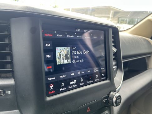Used 2020 RAM 1500 Big Horn AWD/4WD image 18