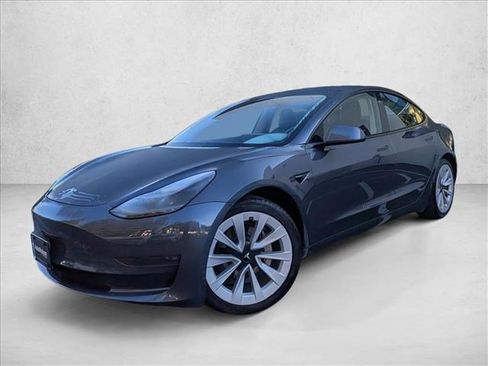 Used 2021 Tesla Model 3 Long Range image 1