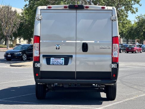 Used 2025 RAM ProMaster 1500 w/ Safety Group FWD image 5