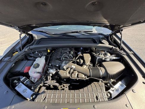 Used 2025 Jeep Grand Cherokee L Limited w/ Luxury Tech Group II image 13