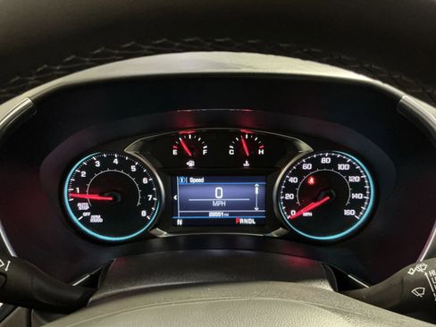 Used 2023 Chevrolet Equinox LT image 25