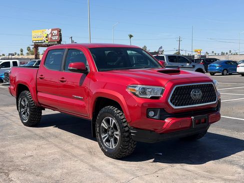 Used 2019 Toyota Tacoma TRD Sport w/ Technology Package AWD/4WD image 13