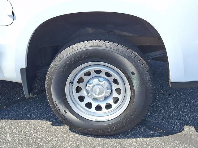 Used 2023 Chevrolet Silverado 1500 W/T w/ WT Value Package AWD/4WD image 24