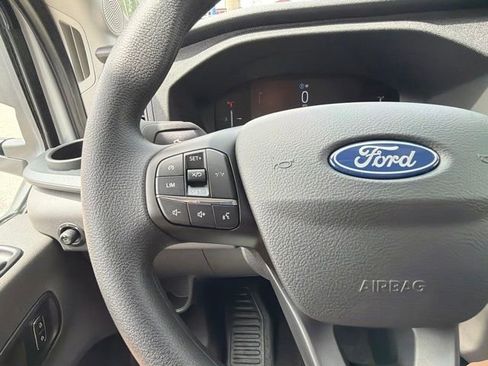 New 2026 Ford Transit 250 148 Medium Roof Extended AWD image 32