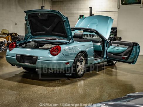 Used 2002 Ford Thunderbird Deluxe image 87