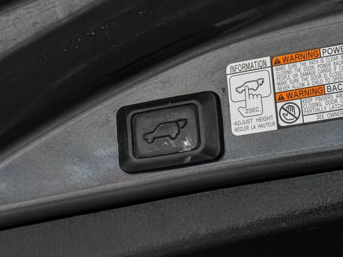 Used 2016 Toyota RAV4 Limited w/ Advanced Technology Package FWD image 50