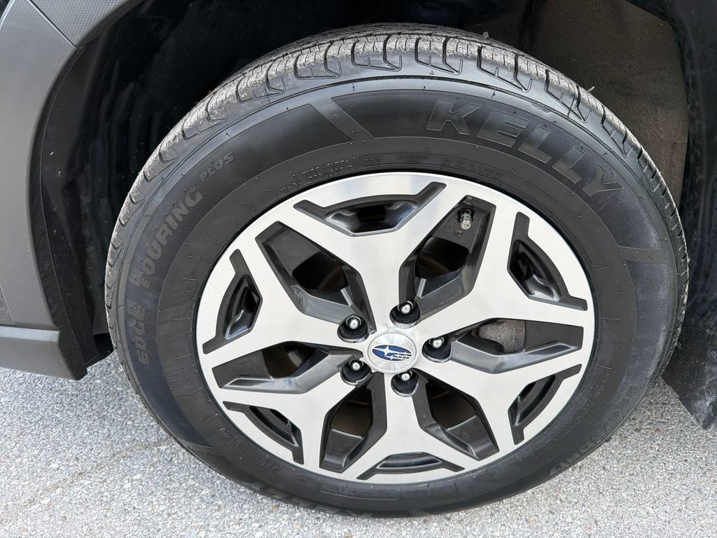 Certified 2024 Subaru Forester Premium AWD/4WD image 10